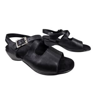 MEPHISTO WOMEN’S BLACK LEATHER COMFORT SANDALS – SIZE EU 39 (US 8–8.5)